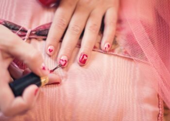 types of chemical components used in nail polish